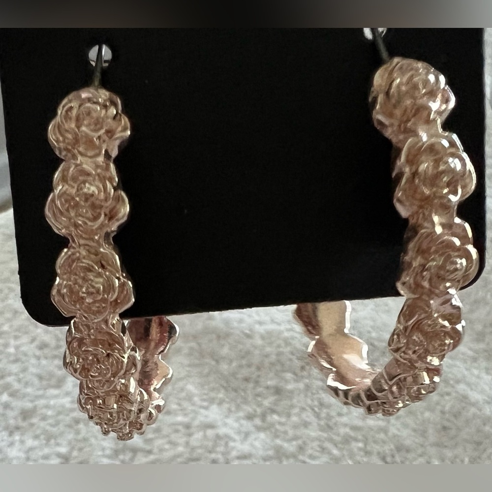 NWT Ava & Aiden Rose Gold Hoops